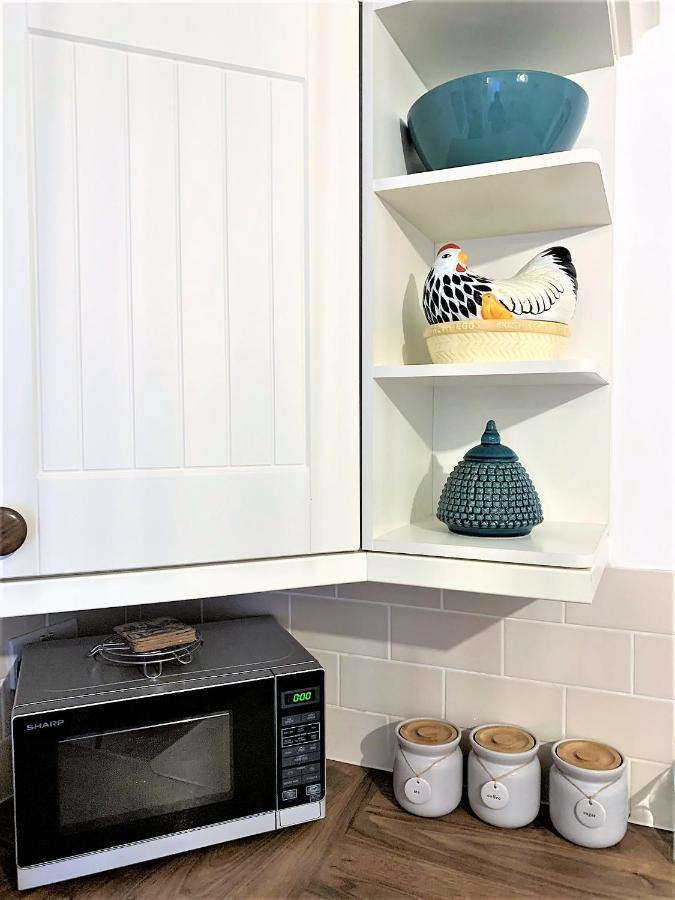 Riverside Channel5 "Holidays Homes In The Sun" Featured Central Canterbury Cottage With Free Parking Kültér fotó