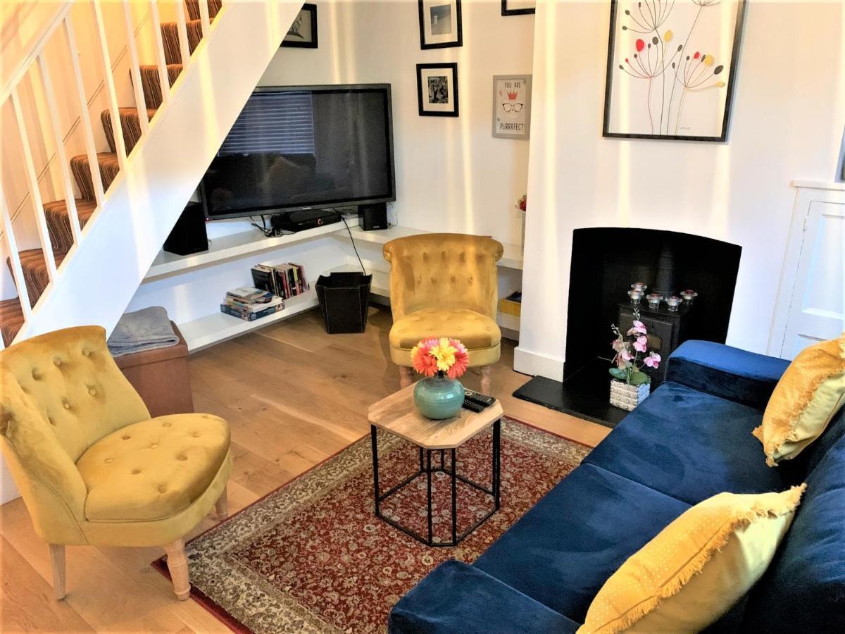 Riverside Channel5 "Holidays Homes In The Sun" Featured Central Canterbury Cottage With Free Parking Kültér fotó