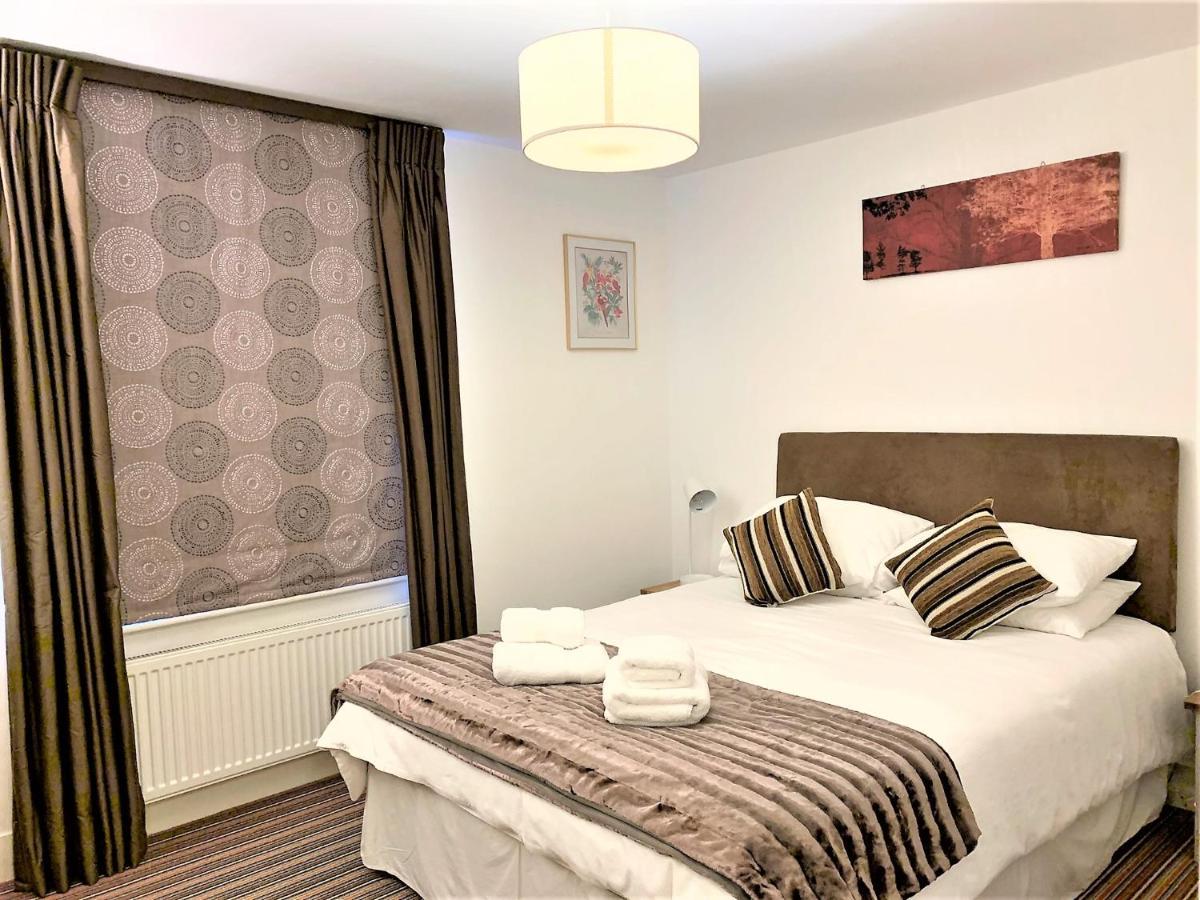 Riverside Channel5 "Holidays Homes In The Sun" Featured Central Canterbury Cottage With Free Parking Kültér fotó