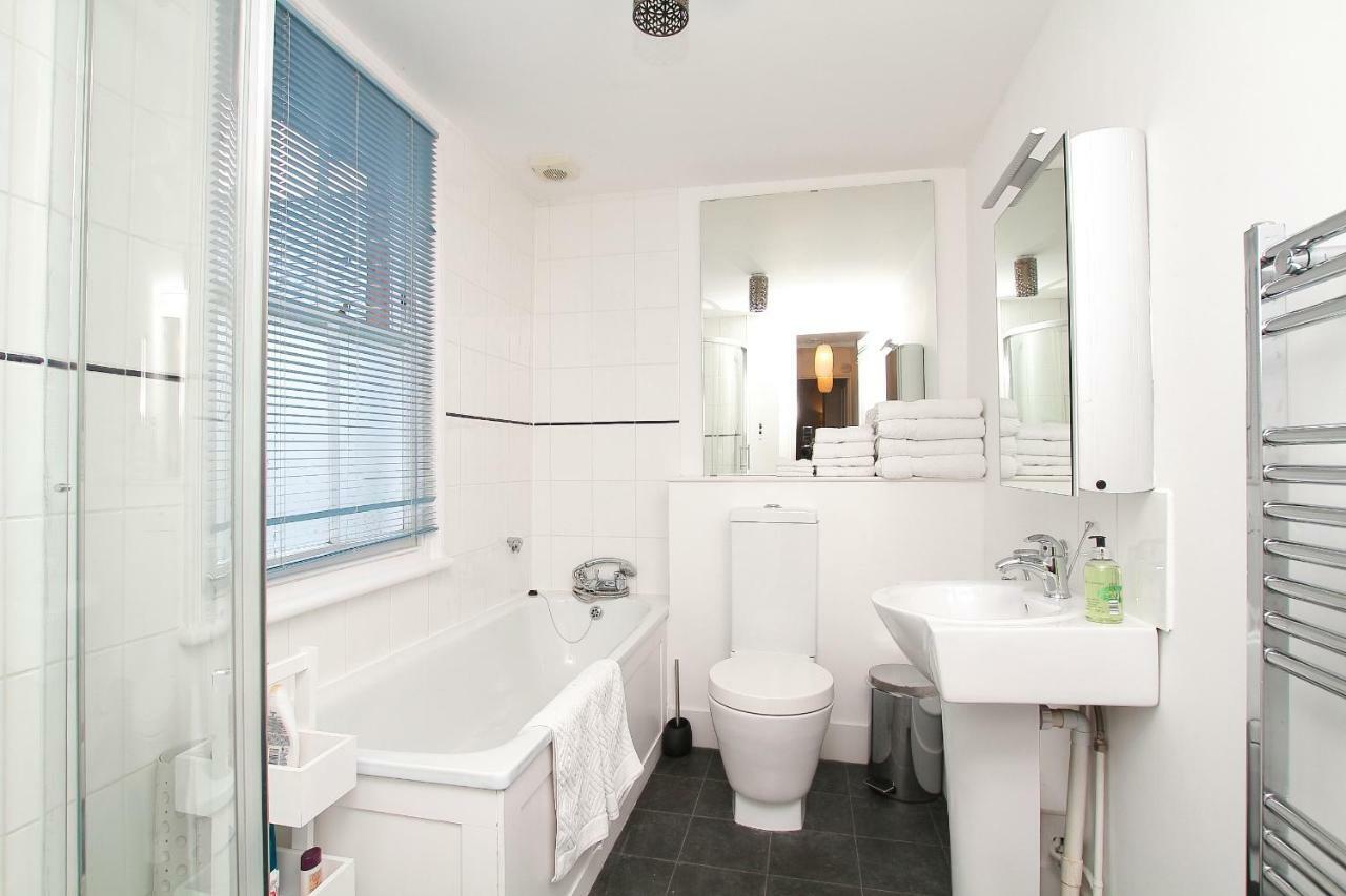 Riverside Channel5 "Holidays Homes In The Sun" Featured Central Canterbury Cottage With Free Parking Kültér fotó